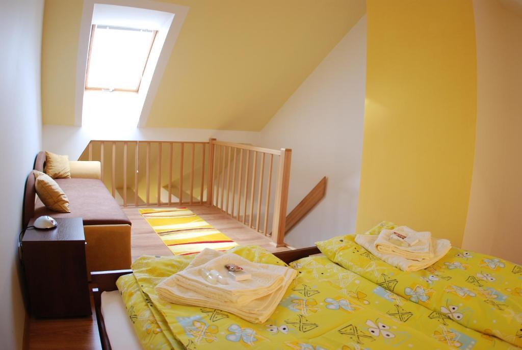 Alex Pension Presov Room photo