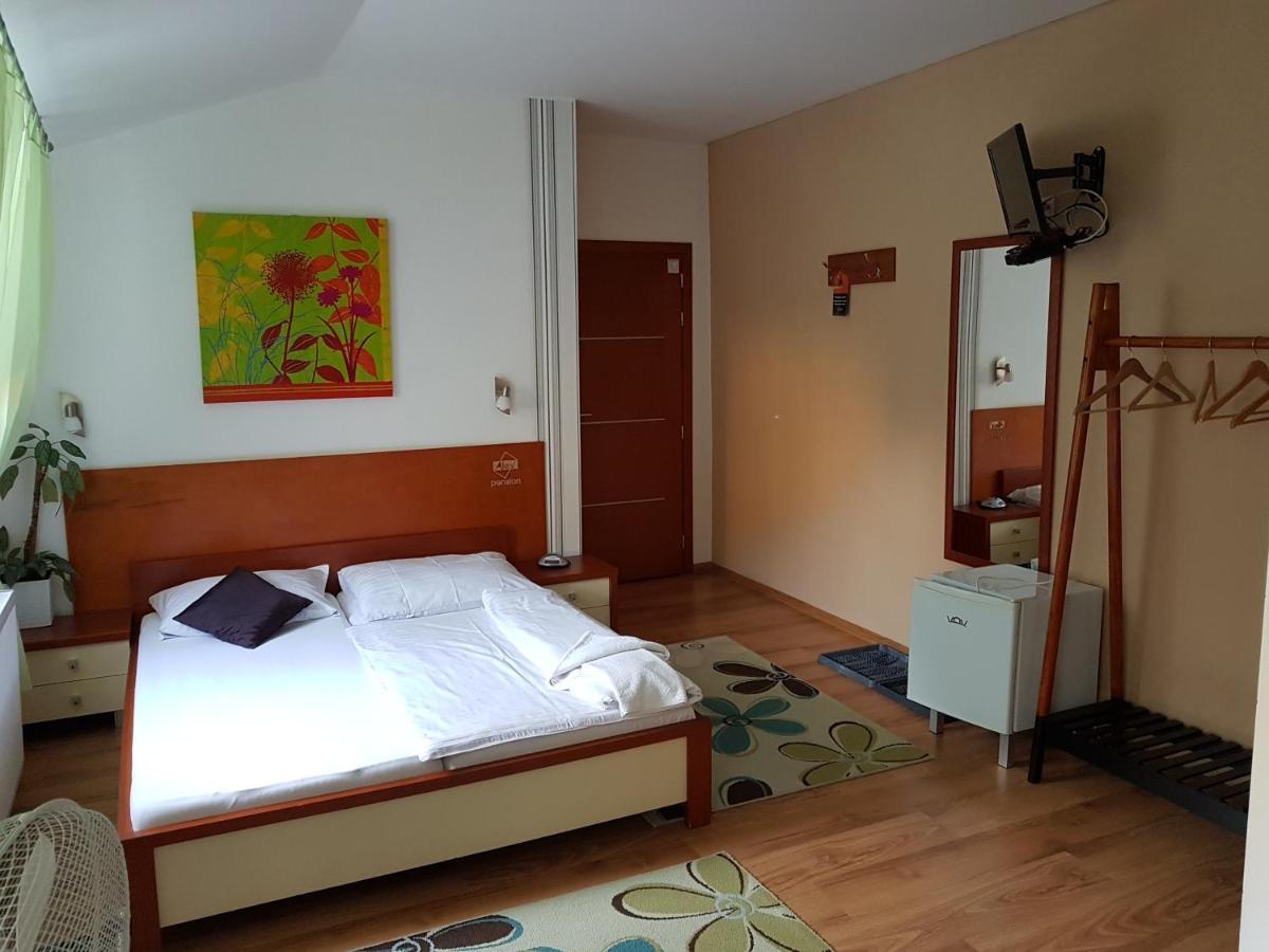 Alex Pension Presov Exterior photo